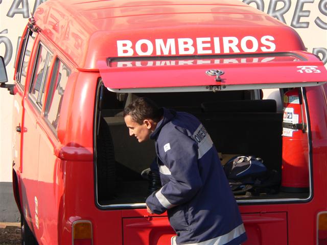 Fireman preparing for fire