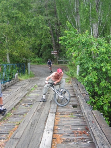 travel-adv-chile-pucon-bikeride_24