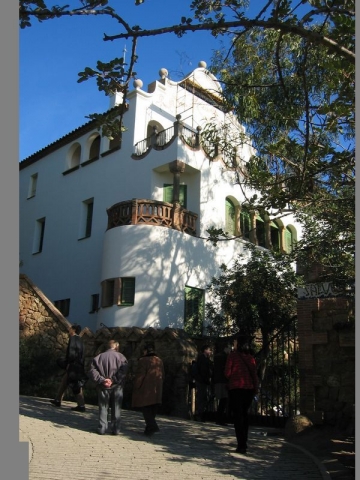 worldtrip-7b-spain-gaudi_12