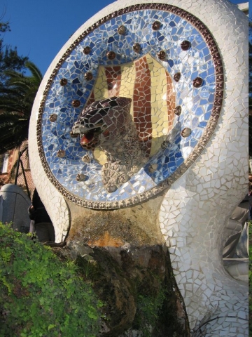 worldtrip-7b-spain-gaudi_21