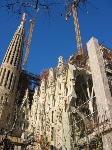 worldtrip-7b-spain-gaudi_26