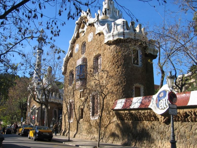 worldtrip-7b-spain-gaudi_3