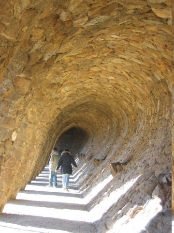 worldtrip-7b-spain-gaudi_6